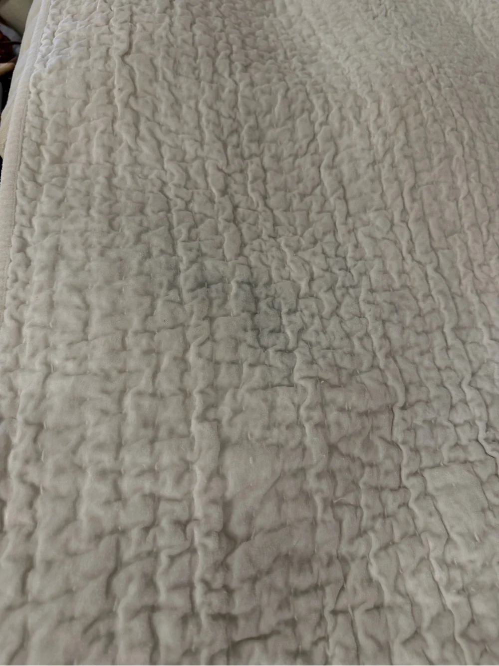 PBTeen Pickstitch Velvet Quilt Set with 2 Shams
